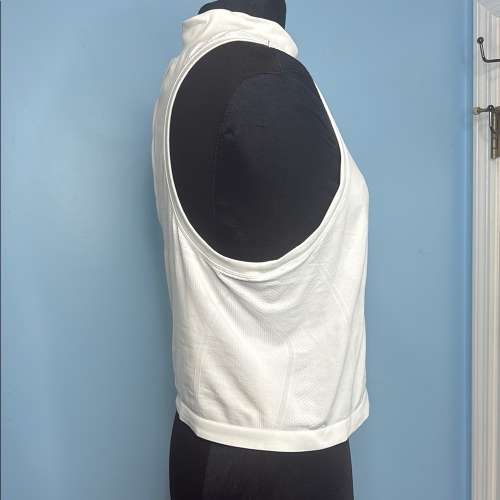 Athleta Momentum Seamless Mock Tank White Size L - Picture 4 of 9
